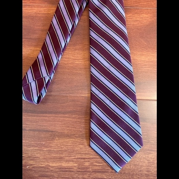 🍁SALE🍁NORDSTROM Purple/Silver Striped 100% Silk Necktie - Picture 6 of 9